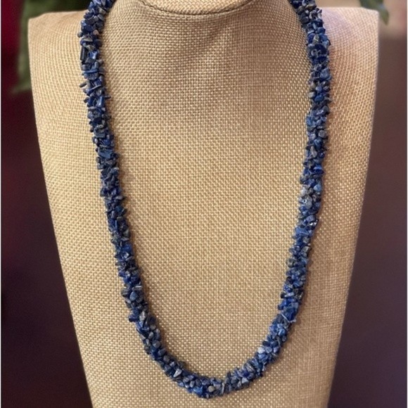 Jewelry - Blue Chipped Iolite  Stone Necklace # 269